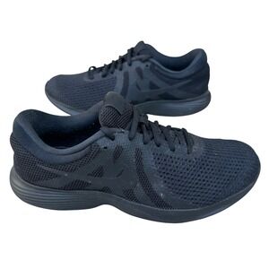 Nike Revolution 4 MEN'S SIZE 8.5 Running Shoes Sneakers Triple Black Knit